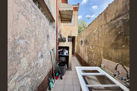 Casa à venda com 170m², 4 quartos e 2 vagas Casa à venda com 170m², 4 quartos e 2 vagasÁrea de Serviço