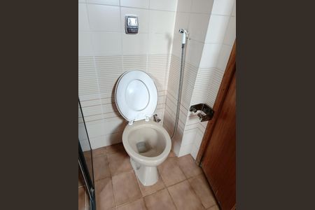 Apartamento para alugar com 600m², 3 quartos e 4 vagas Apartamento para alugar com 600m², 3 quartos e 4 vagasBanheiro da Suíte 1