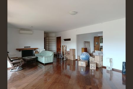 Sala de apartamento à venda com 3 quartos, 600m² em Vila Madalena, São Paulo