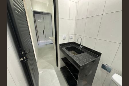 Casa para alugar com 40m², 1 quarto e sem vaga Casa para alugar com 40m², 1 quarto e sem vagaBanheiro