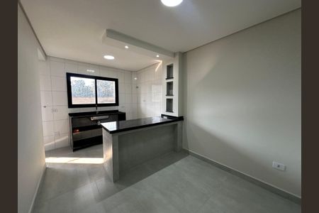 Sala de casa para alugar com 1 quarto, 40m² em Vila Pouso Alegre, Barueri