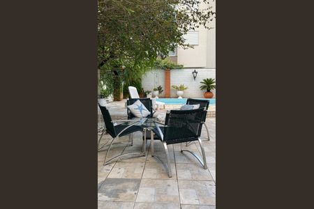 Casa para alugar com 600m², 3 quartos e 4 vagasPiscina