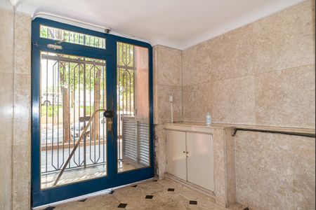 Apartamento à venda com 150m², 3 quartos e sem vagaÁrea comum - Entrada do Edifício