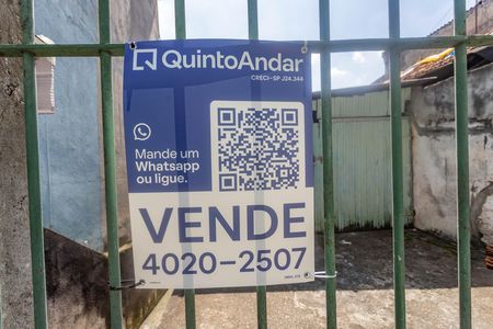 Casa à venda com 164m², 2 quartos e 3 vagas Casa à venda com 164m², 2 quartos e 3 vagasPlaca