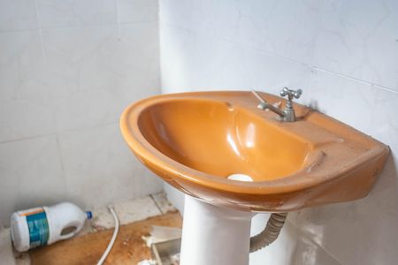Casa à venda com 164m², 2 quartos e 3 vagas Casa à venda com 164m², 2 quartos e 3 vagasCasa 2 - banheiro