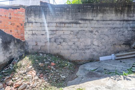 Casa à venda com 164m², 2 quartos e 3 vagas Casa à venda com 164m², 2 quartos e 3 vagasCasa 1 - quintal