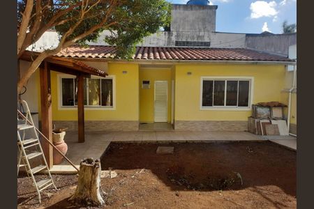 Casa à venda com 140m², 3 quartos e 3 vagasFoto 01