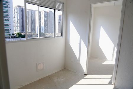 Sala de apartamento à venda com 2 quartos, 32m² em Jardim Caravelas, São Paulo