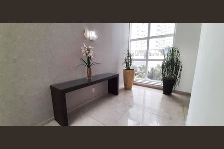 Apartamento à venda com 67m², 2 quartos e 1 vaga