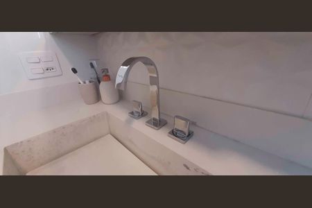 Apartamento à venda com 67m², 2 quartos e 1 vaga