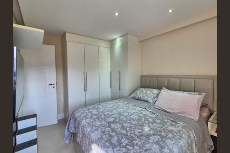 Apartamento à venda com 235m², 4 quartos e 2 vagasSuíte 2