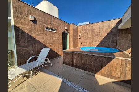 Apartamento à venda com 235m², 4 quartos e 2 vagasÁrea externa 