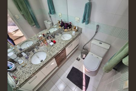 Apartamento à venda com 235m², 4 quartos e 2 vagasSuíte 2