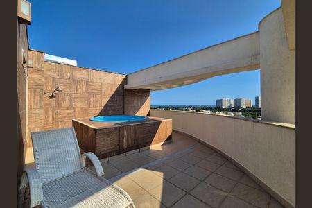 Apartamento à venda com 235m², 4 quartos e 2 vagasÁrea externa 