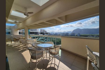 Apartamento à venda com 235m², 4 quartos e 2 vagasVaranda 