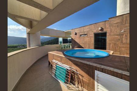 Apartamento à venda com 235m², 4 quartos e 2 vagasÁrea externa 