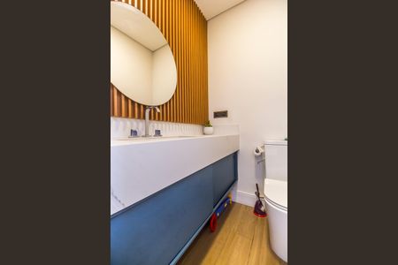 Casa de condomínio para alugar com 618m², 4 quartos e 6 vagas Casa de condomínio para alugar com 618m², 4 quartos e 6 vagasLavabo