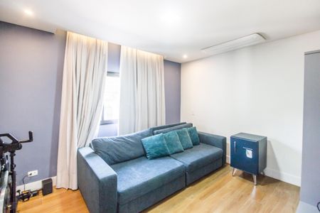 Casa de condomínio para alugar com 618m², 4 quartos e 6 vagas Casa de condomínio para alugar com 618m², 4 quartos e 6 vagasSala