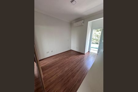 Casa à venda com 100m², 3 quartos e 2 vagas Casa à venda com 100m², 3 quartos e 2 vagasFoto 09