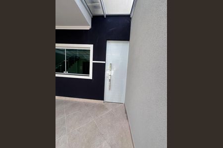 Casa à venda com 100m², 3 quartos e 2 vagas Casa à venda com 100m², 3 quartos e 2 vagasFoto 04