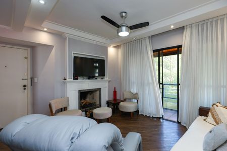 Apartamento à venda com 145m², 3 quartos e 2 vagas Apartamento à venda com 145m², 3 quartos e 2 vagasSala