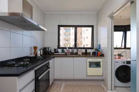 Apartamento à venda com 145m², 3 quartos e 2 vagas Apartamento à venda com 145m², 3 quartos e 2 vagasCozinha