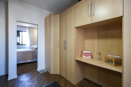 Apartamento à venda com 145m², 3 quartos e 2 vagas Apartamento à venda com 145m², 3 quartos e 2 vagasQuarto 2
