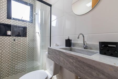 Apartamento para alugar com 40m², 2 quartos e sem vaga Apartamento para alugar com 40m², 2 quartos e sem vagaBanheiro