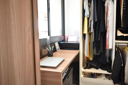 Apartamento à venda com 89m², 2 quartos e 1 vagaSuíte 2 (Closet)