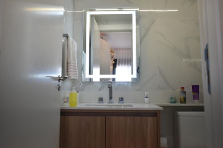 Apartamento à venda com 89m², 2 quartos e 1 vagaBanheiro da Suíte 1