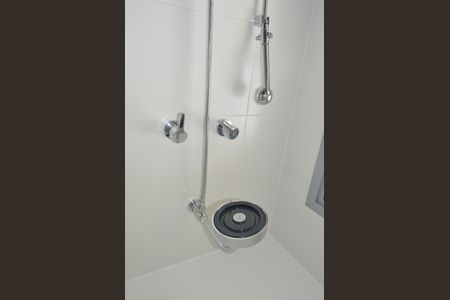 Apartamento para alugar com 132m², 3 quartos e sem vagaBanheiro da Suíte 2