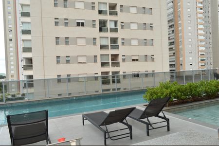 Apartamento para alugar com 132m², 3 quartos e sem vagaÁrea comum - Piscina