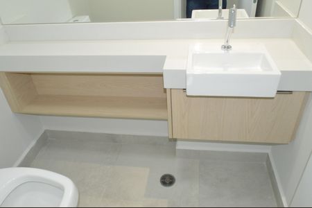 Apartamento para alugar com 132m², 3 quartos e sem vagaLavabo