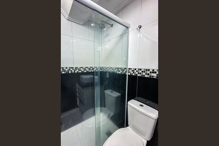 Apartamento à venda com 51m², 2 quartos e 1 vaga Apartamento à venda com 51m², 2 quartos e 1 vagaBanheiro