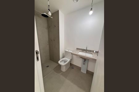 Banheiro de apartamento à venda com 1 quarto, 24m² em Santo Amaro, São Paulo