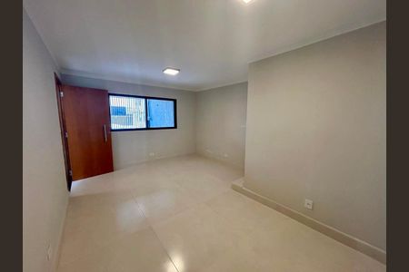 Sala de casa à venda com 3 quartos, 134m² em Jardim São Jorge, Guarulhos