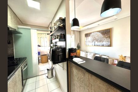 Apartamento à venda com 59m², 2 quartos e 1 vagaCozinha