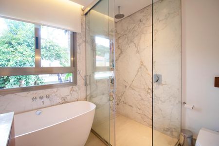 Casa à venda com 468m², 3 quartos e 3 vagas