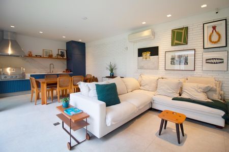 Casa à venda com 468m², 3 quartos e 3 vagas