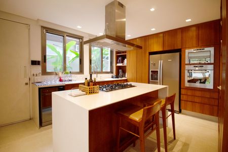 Casa à venda com 468m², 3 quartos e 3 vagas