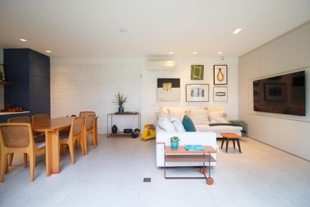 Casa à venda com 468m², 3 quartos e 3 vagas