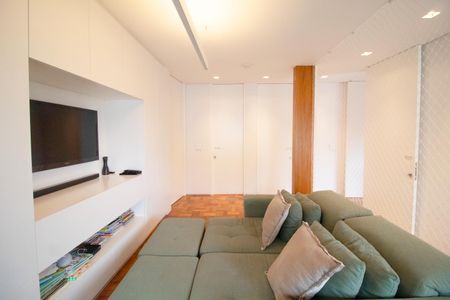 Casa à venda com 468m², 3 quartos e 3 vagas