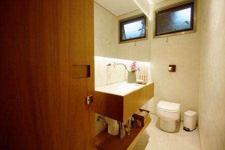 Casa à venda com 468m², 3 quartos e 3 vagas