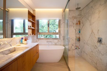 Casa à venda com 468m², 3 quartos e 3 vagas