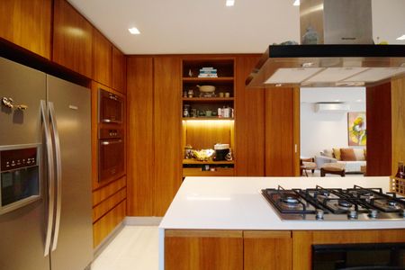 Casa à venda com 468m², 3 quartos e 3 vagas