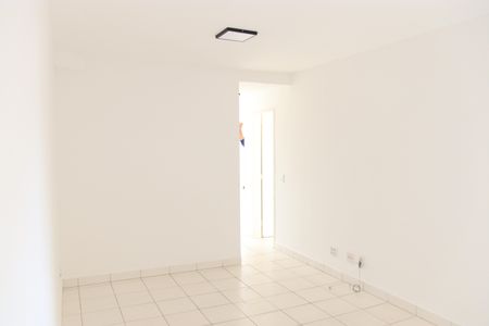 Sala de apartamento para alugar com 3 quartos, 70m² em Vila Sao Luiz, Goiânia