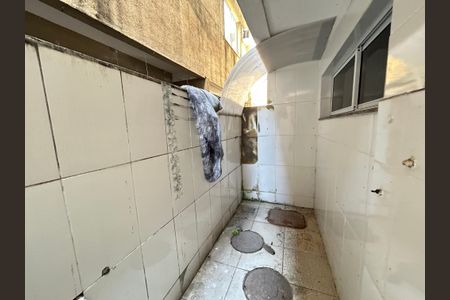 Casa de condomínio para alugar com 80m², 2 quartos e 1 vagaÁrea de Serviço