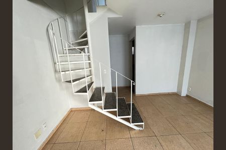Casa de condomínio para alugar com 80m², 2 quartos e 1 vagaSala