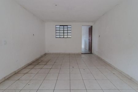 Casa para alugar com 80m², 2 quartos e 1 vaga