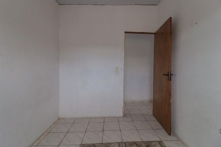 Casa para alugar com 80m², 2 quartos e 1 vaga